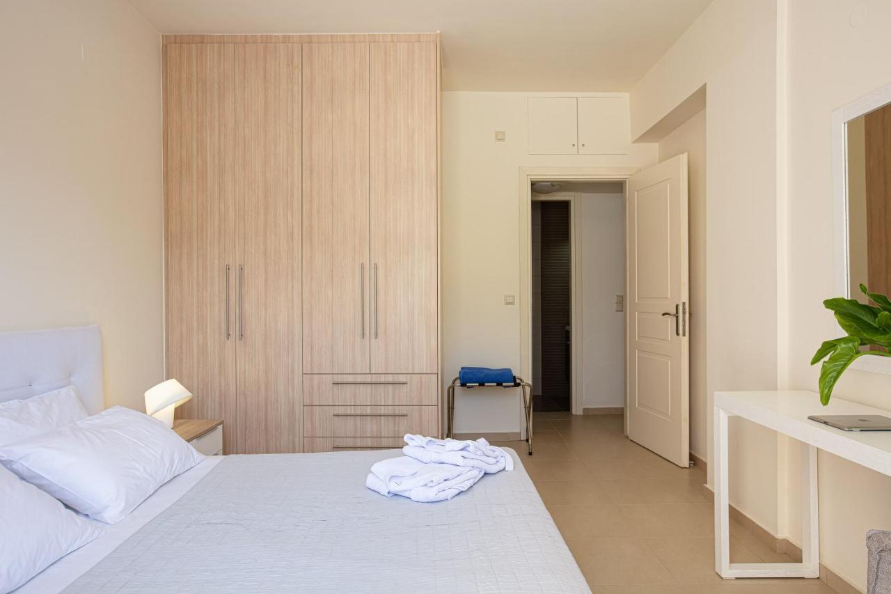 A & C Homes Плакиас Экстерьер фото